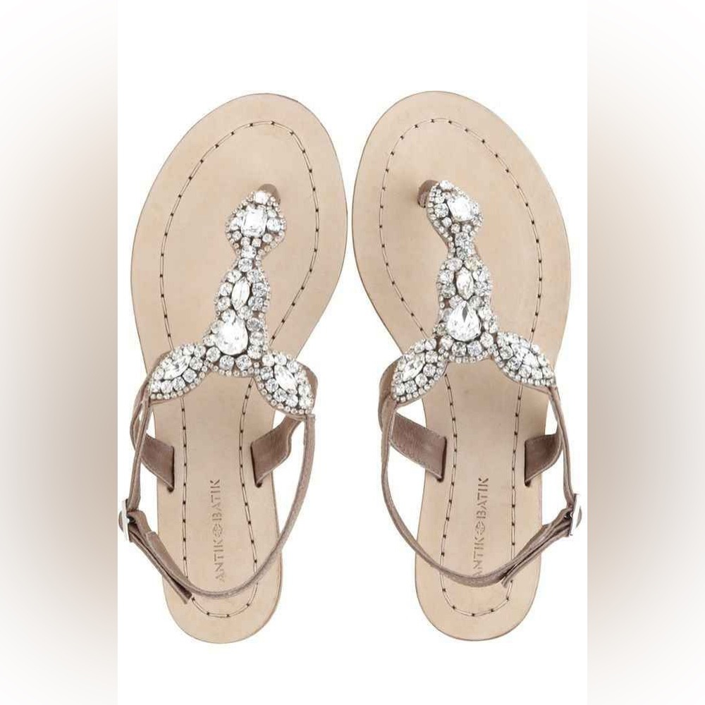 {Antik Batik} Leather Thong Sandals with Silver Stones - Sz 38